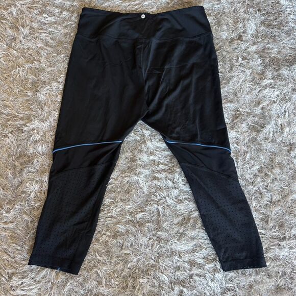 AVIA Black Cropped Vented High Rise Leggings Wide Waistband Plus Size XXL (20) - Picture 2 of 6